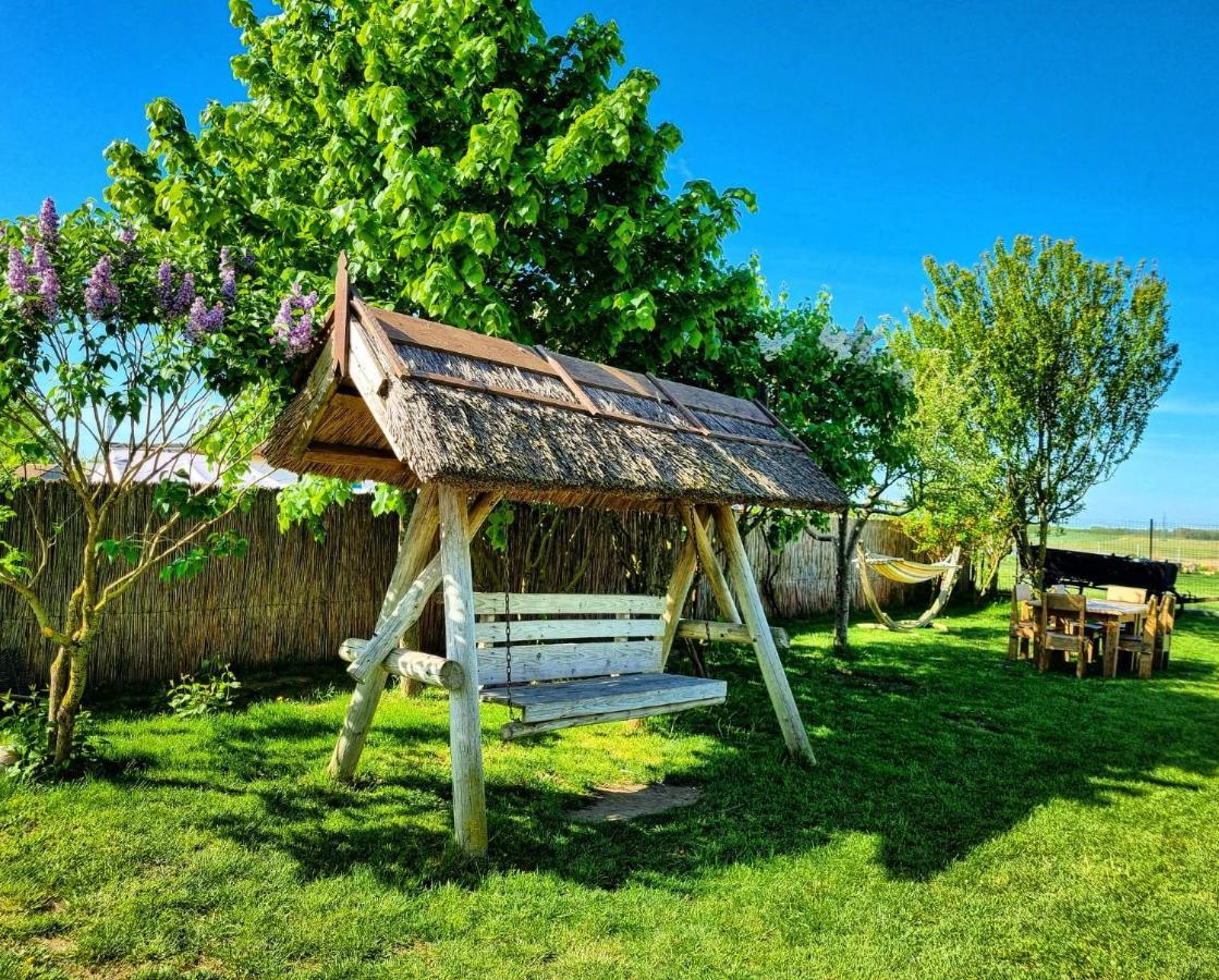 5 Chirpici - Small Traditional Resort Murighiol Buitenkant foto